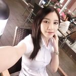 Thai petty girl selfie