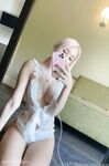 Vyvan Le (vyvanle) OnlyFans Leaks Netherlands Smug Asian Chinese Doll Porn Album