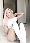 Vyvan Le (vyvanle) OnlyFans Leaks Netherlands Smug Asian Chinese Doll Porn Album