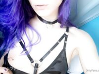 Christine (toxicbubblegum aka Saracnez aka trashygrapes) OnlyFans Leaks  Hot Chaos Girl Porn Album