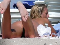 Hot Nudist Girl Topless Showing Boobs 20.