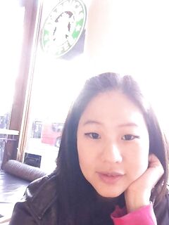 Thai Asian Amateur college girl self-touching