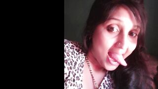 Indian Thick Chick Big Tits Nude Shaved Vulva Selfie 5-23