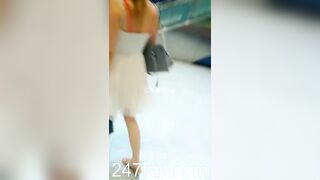 Under Skirt Record Voyeur with Face Young Amateur Chinese Asian Girl in Public 149x
