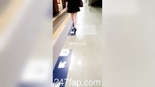 Mini Skirt Spy Voyeur with Face Young Amateur Chinese Asian Girl 289