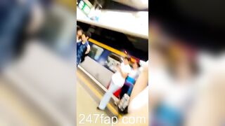 Mini Skirt Spy Voyeur with Face Young Amateur Chinese Asian Girl 464x