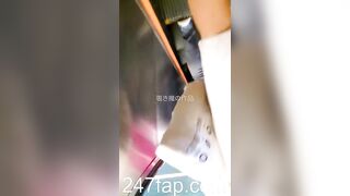 Mini Skirt Spy Voyeur with Face Young Amateur Chinese Asian Girl 482x