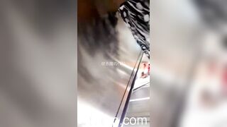 Mini Skirt Spy Voyeur with Face Young Amateur Chinese Asian Girl 486