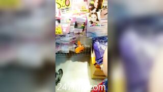 Peeping on Tits (Showing Face) Young Amateur Chinese Asian Girl in Public 189