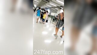 Peeping on Tits (Showing Face) Young Amateur Chinese Asian Girl in Public 253