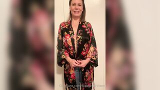 Nextdoorvixen (Next Door Vixen aka Mrs. Hugens) OnlyFans Leaks Scandalous Nights Cute Content Creator Porn Video 58