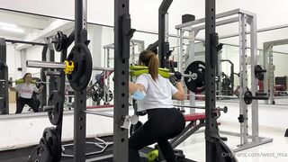 West_mia (Western & Mia aka western&mia) OnlyFans Leaks wemia Italian Girls and Her Boyfriend Porn Video 15