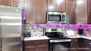 Missbella (Bella Brookz aka Miss Bella aka bellabbz) OnlyFans Leaks Former Camgirl & Erotica Content Creator Porn 31