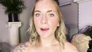 Zoeneli (Zoeneli71 aka zoenelis aka Zoe Neli) OnlyFans Leaks Submissive Gilr Next Door Porn Video 2