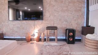 Missbella (Bella Brookz aka Miss Bella aka bellabbz) OnlyFans Leaks Former Camgirl & Erotica Content Creator Video82