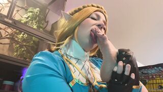 Zeldahyrule (Zelda Hyrule aka xZeldaHyrule) OnlyFans Leaks Feet Fetishy Anime Cosplay Gaming Porn Video 43