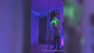 Aleebabe (Alee Babe aka Alee.babe) OnlyFans Leaks Kinky and Sweet Cumming Babe Porn Video 3