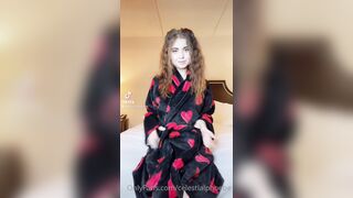 Celestialphoebe (Celestial Phoebe aka phoebeyourcelestial4 aka phoebesfeet) OnlyFans Foot Fetish Specialist 2