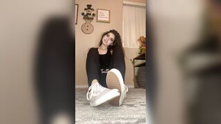 Celestialphoebe (Celestial Phoebe aka phoebeyourcelestial4 aka phoebesfeet) OnlyFans Foot Fetish Specialist 14