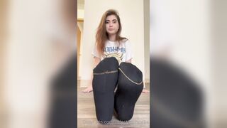 Celestialphoebe (Celestial Phoebe aka phoebeyourcelestial4 aka phoebesfeet) OnlyFans Foot Fetish Specialist 17