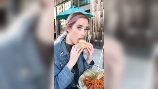 Liviniaroberts (Livinia Roberts aka liviniaxx aka urfavonlinesloot) OnlyFans Leaks Tiktoker & Mattress Actress & professional sloot19