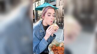 Liviniaroberts (Livinia Roberts aka liviniaxx aka urfavonlinesloot) OnlyFans Leaks Tiktoker & Mattress Actress & professional sloot19