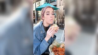 Liviniaroberts (Livinia Roberts aka liviniaxx aka urfavonlinesloot) OnlyFans Leaks Tiktoker & Mattress Actress & professional sloot19