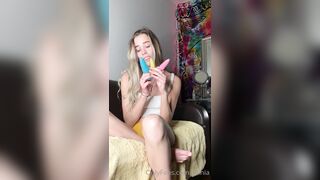 Liviniaroberts (Livinia Roberts aka liviniaxx aka urfavonlinesloot) OnlyFans Leaks Tiktoker & Mattress Actress & professional sloot146