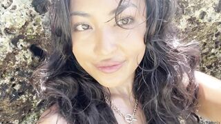 Erzabelx (Erzbel aka erzabel) OnlyFans Leaks Island All Natural Petite Girl from Colombia Porn Video 46