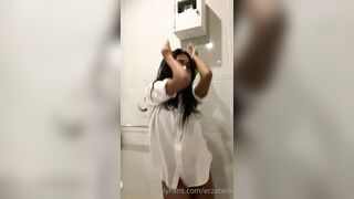 Erzabelx (Erzbel aka erzabel) OnlyFans Leaks Island All Natural Petite Girl from Colombia Porn Video 16