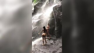 Erzabelx (Erzbel aka erzabel) OnlyFans Leaks Island All Natural Petite Girl from Colombia Porn Video 28