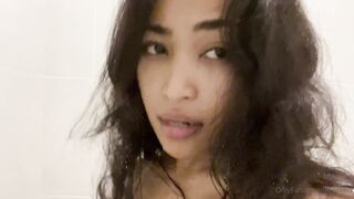 Erzabelx (Erzbel aka erzabel) OnlyFans Leaks Island All Natural Petite Girl from Colombia Porn Video 35