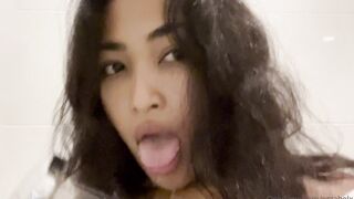Erzabelx (Erzbel aka erzabel) OnlyFans Leaks Island All Natural Petite Girl from Colombia Porn Video 35