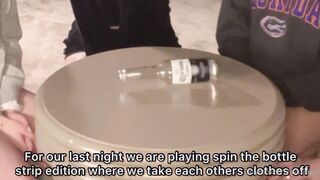 Avaxreyyes (Ava Reyes aka ARwaifuu) OnlyFans Leaks Florida Hooters Girl by day & your favorite E-Girl by night Porn 1