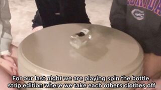 Avaxreyyes (Ava Reyes aka ARwaifuu) OnlyFans Leaks Florida Hooters Girl by day & your favorite E-Girl by night Porn 1