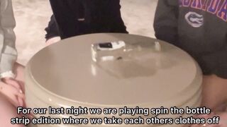 Avaxreyyes (Ava Reyes aka ARwaifuu) OnlyFans Leaks Florida Hooters Girl by day & your favorite E-Girl by night Porn 1