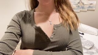 Cremedelapeach (Cream Dela Peach aka Cr3medelapeach) P3aches_n_cream 19 yo Single College Student Porn 7