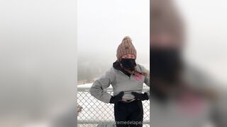 Cremedelapeach (Cream Dela Peach aka Cr3medelapeach) P3aches_n_cream 19 yo Single College Student Porn 13