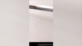 Cremedelapeach (Cream Dela Peach aka Cr3medelapeach) P3aches_n_cream 19 yo Single College Student Porn 2