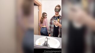 Cremedelapeach (Cream Dela Peach aka Cr3medelapeach) P3aches_n_cream 19 yo Single College Student Porn 2