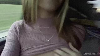Cremedelapeach (Cream Dela Peach aka Cr3medelapeach) P3aches_n_cream 19 yo Single College Student Porn 24