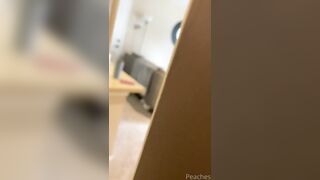 Cremedelapeach (Cream Dela Peach aka Cr3medelapeach) P3aches_n_cream 19 yo Single College Student Porn 42