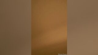 Cremedelapeach (Cream Dela Peach aka Cr3medelapeach) P3aches_n_cream 19 yo Single College Student Porn 42