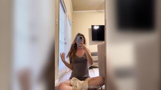 Cremedelapeach (Cream Dela Peach aka Cr3medelapeach) P3aches_n_cream 19 yo Single College Student Porn 95