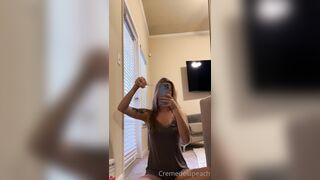 Cremedelapeach (Cream Dela Peach aka Cr3medelapeach) P3aches_n_cream 19 yo Single College Student Porn 95