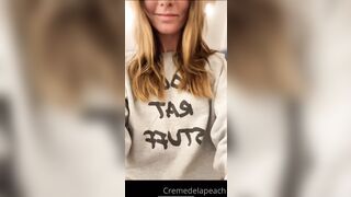 Cremedelapeach (Cream Dela Peach aka Cr3medelapeach) P3aches_n_cream 19 yo Single College Student Porn 1