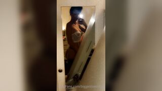 Biggestsecretxo (Nia aka Niaseabornxox aka shanseaborn) OnlyFans Leaks Horny Cam Girl Porn Video 5