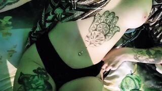 Hunter_raine (Hunterraine aka hunter__raine aka itshunterraine) OnlyFans Leaks Devil Face Porn 6