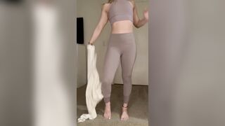 Cheerleaderkait (Cheerleader Kait aka cheerluvkaitlyn) OnlyFans Leaks Slutty College cheerleader and fitness model 296