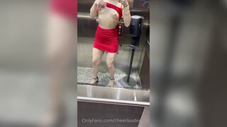 Cheerleaderkait (Cheerleader Kait aka cheerluvkaitlyn) OnlyFans Leaks Slutty College cheerleader and fitness model 287